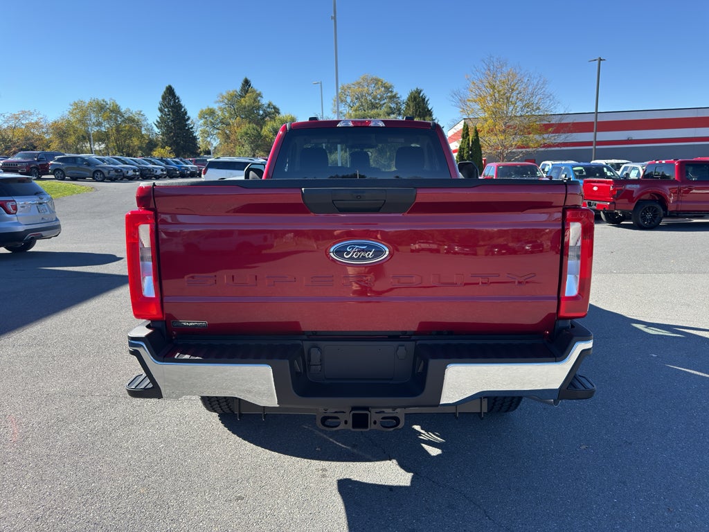 2026 Ford F-350 XLT