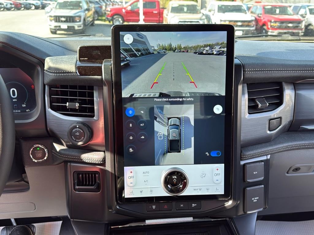 2025 Ford F-150 Lightning Flash