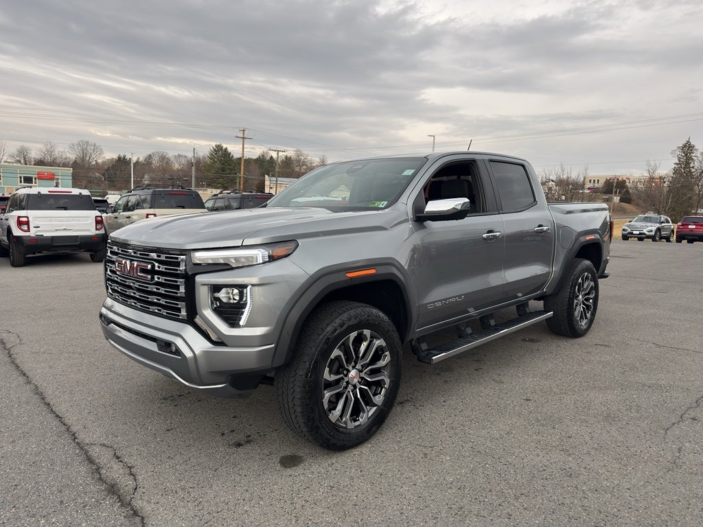 2023 GMC Canyon 4WD Denali