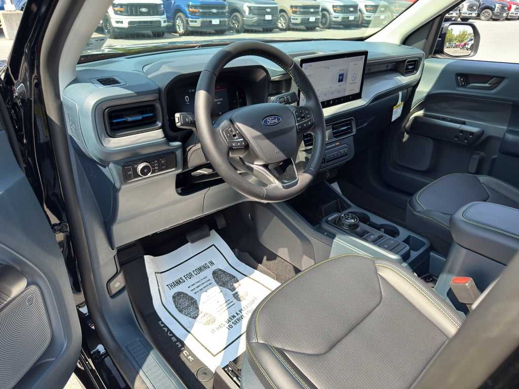 2025 Ford Maverick Lobo Standard