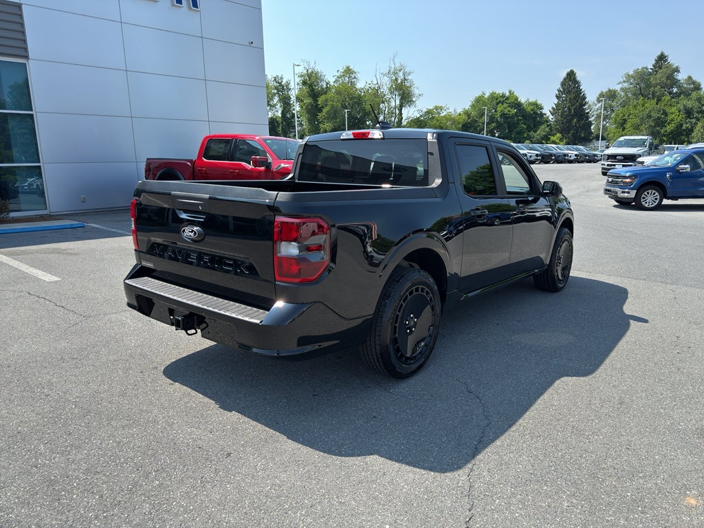 2025 Ford Maverick Lobo Standard