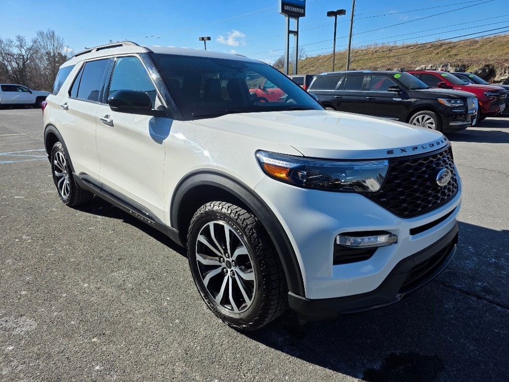 2022 Ford Explorer ST