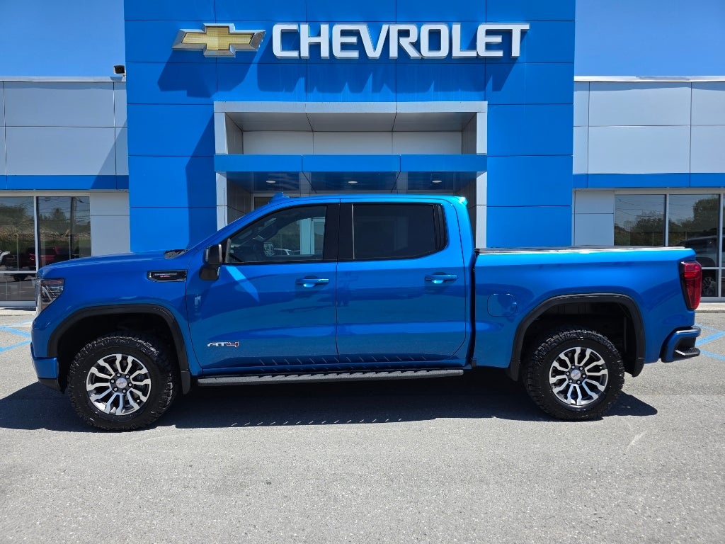 2023 GMC Sierra 1500 AT4