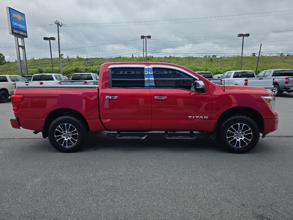 2021 Nissan Titan SV