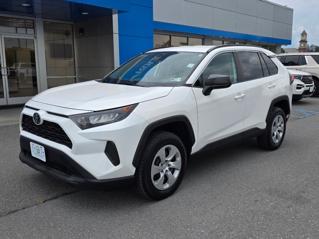 2020 Toyota RAV4 LE