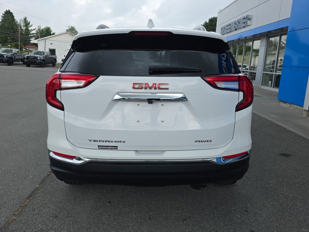 2023 GMC Terrain SLT
