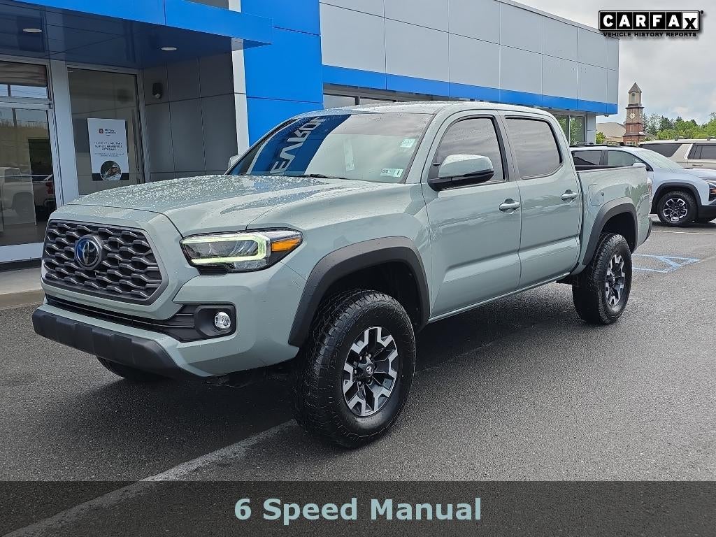 2022 Toyota Tacoma 4WD SR