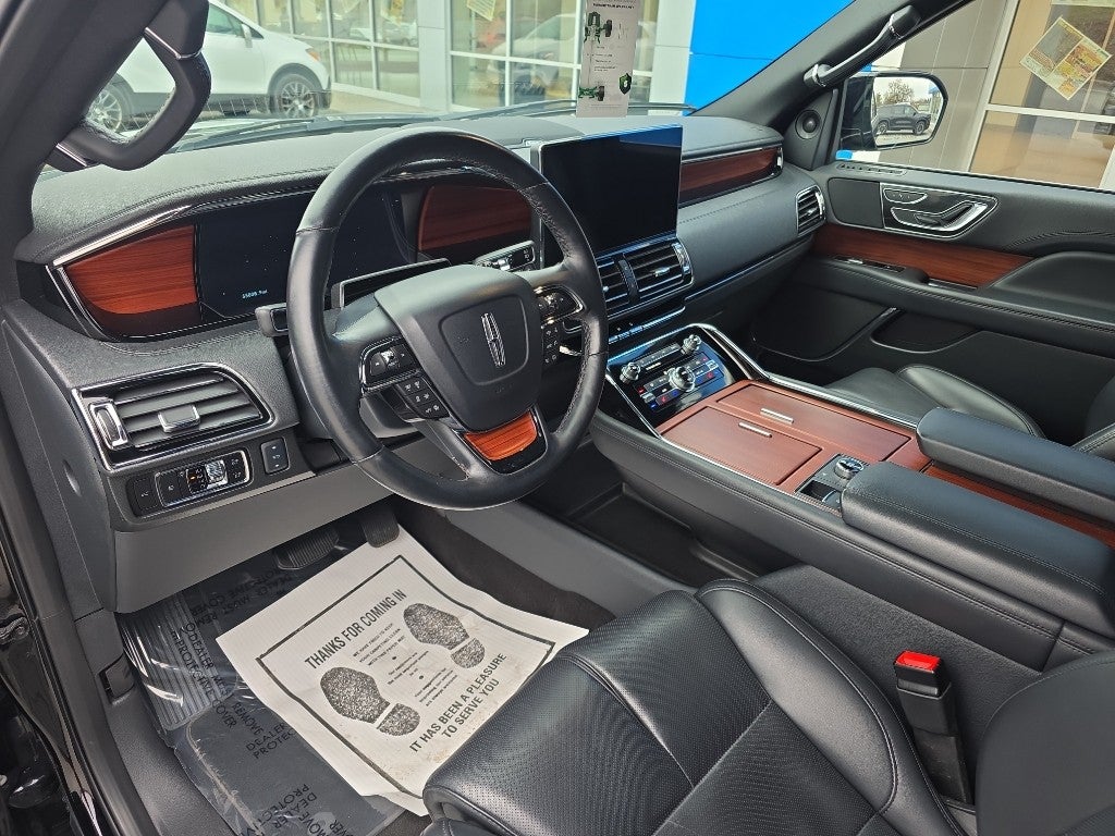 2024 Lincoln Navigator Premiere