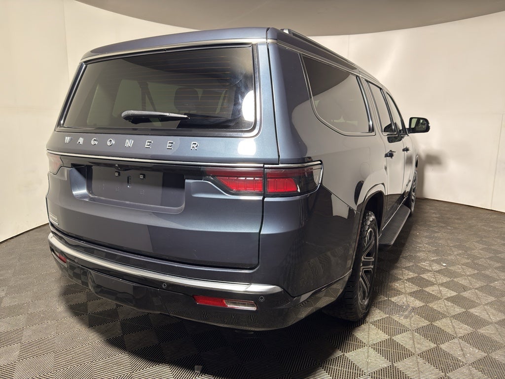 2023 Jeep Wagoneer L Base