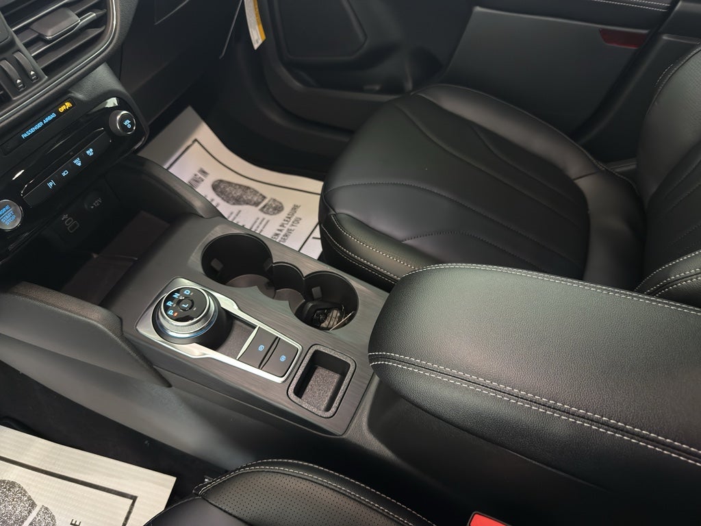 2026 Ford Escape Platinum