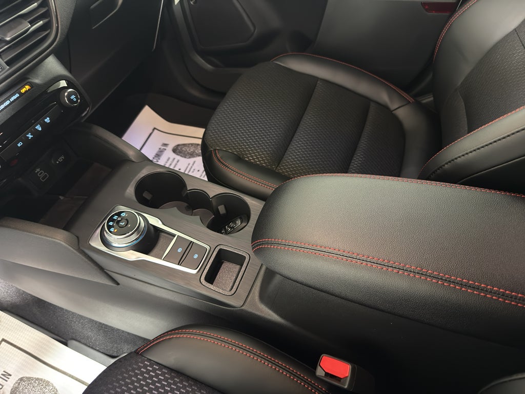 2026 Ford Escape ST-Line Select