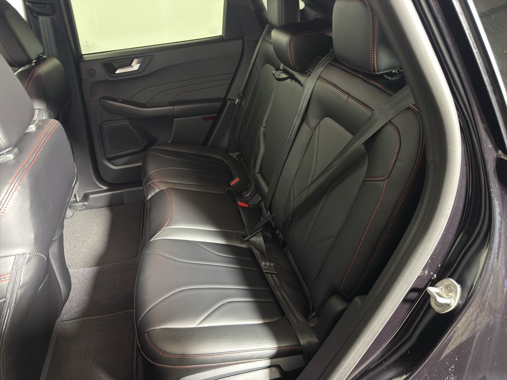 2026 Ford Escape ST-Line Elite