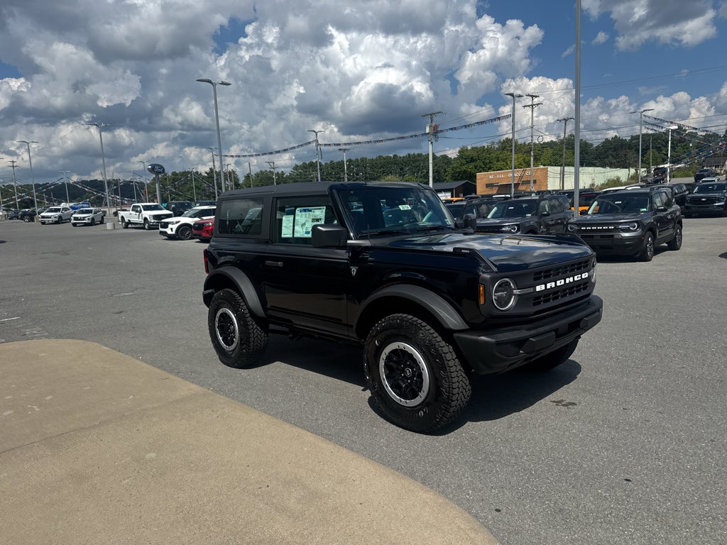 2026 Ford Bronco Base