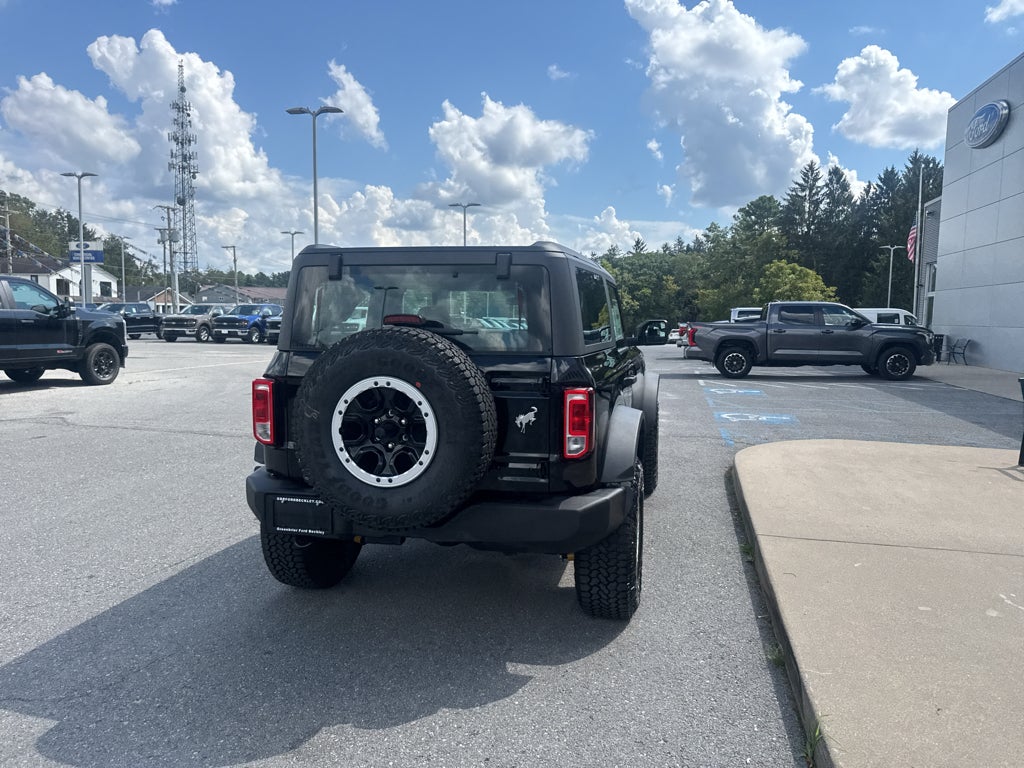 2026 Ford Bronco Base