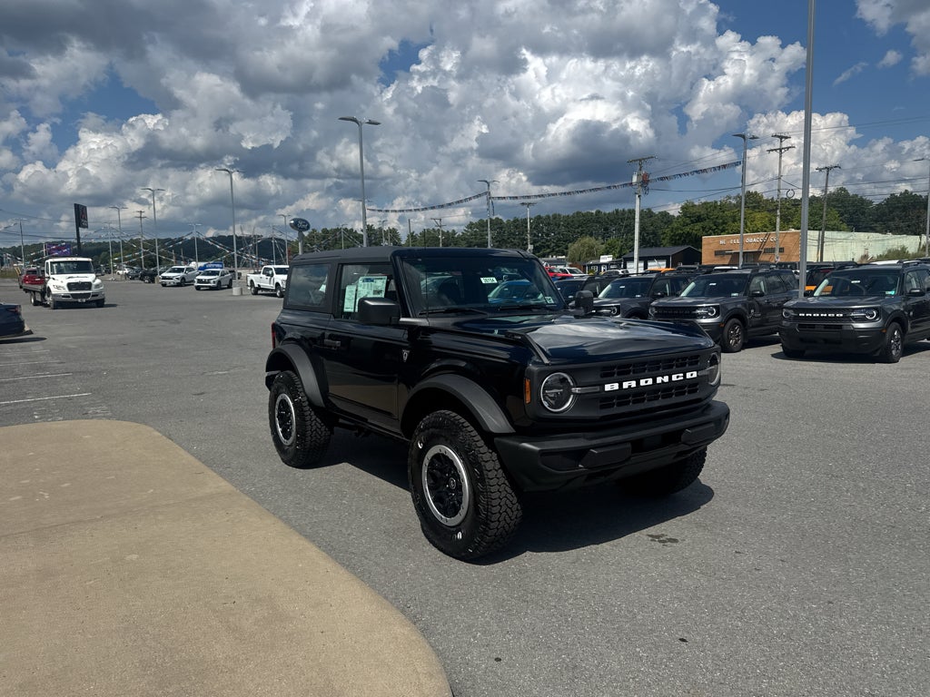 2026 Ford Bronco Base