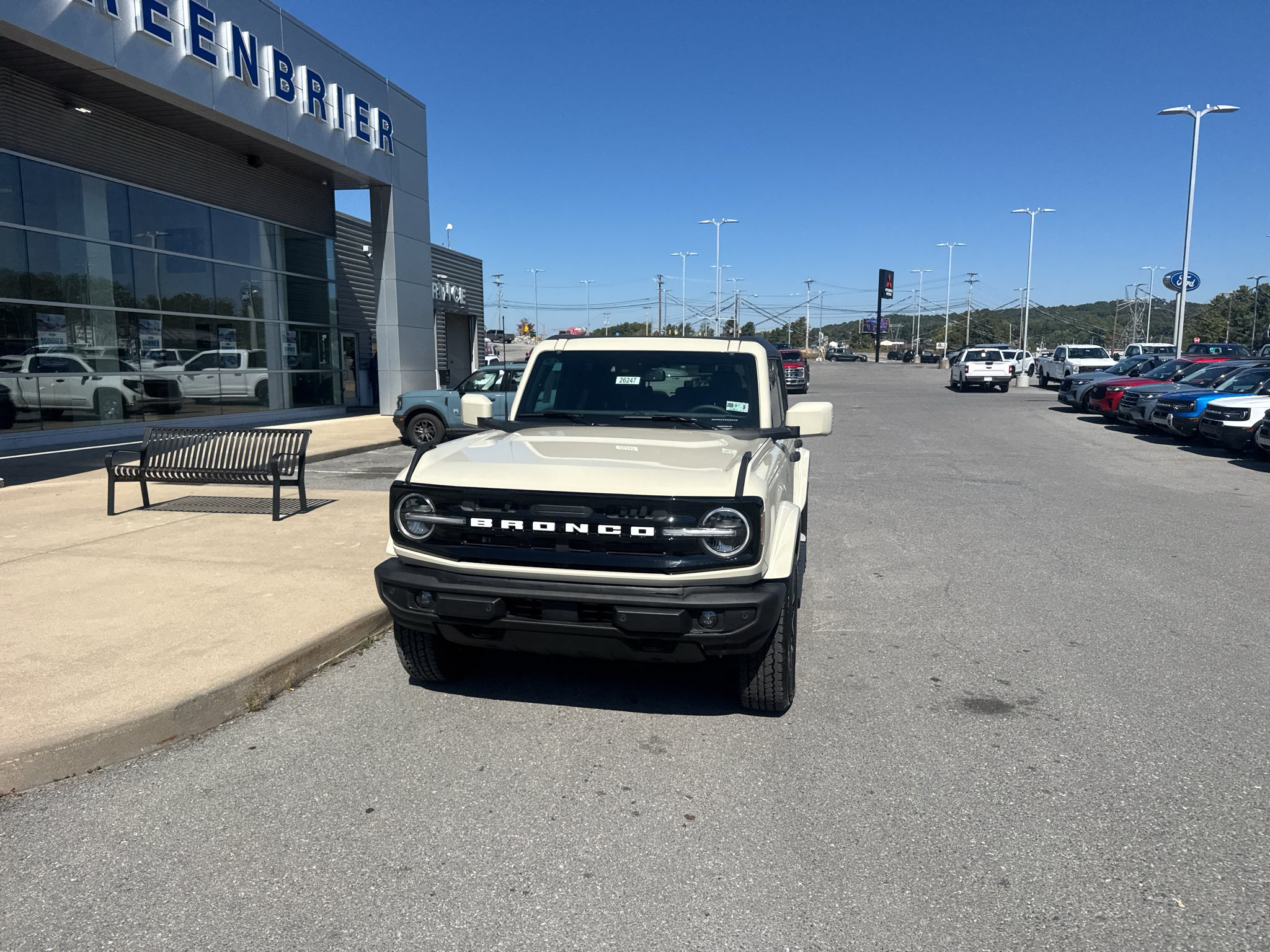 2026 Ford Bronco Outer Banks