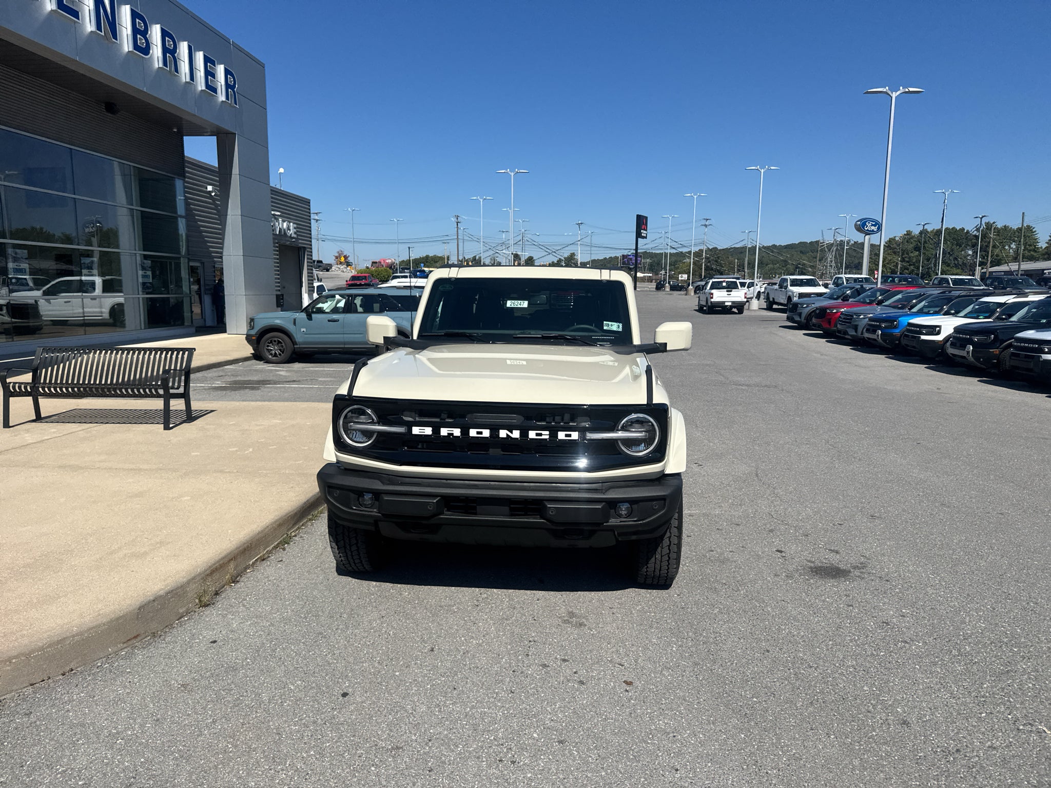 2026 Ford Bronco Outer Banks