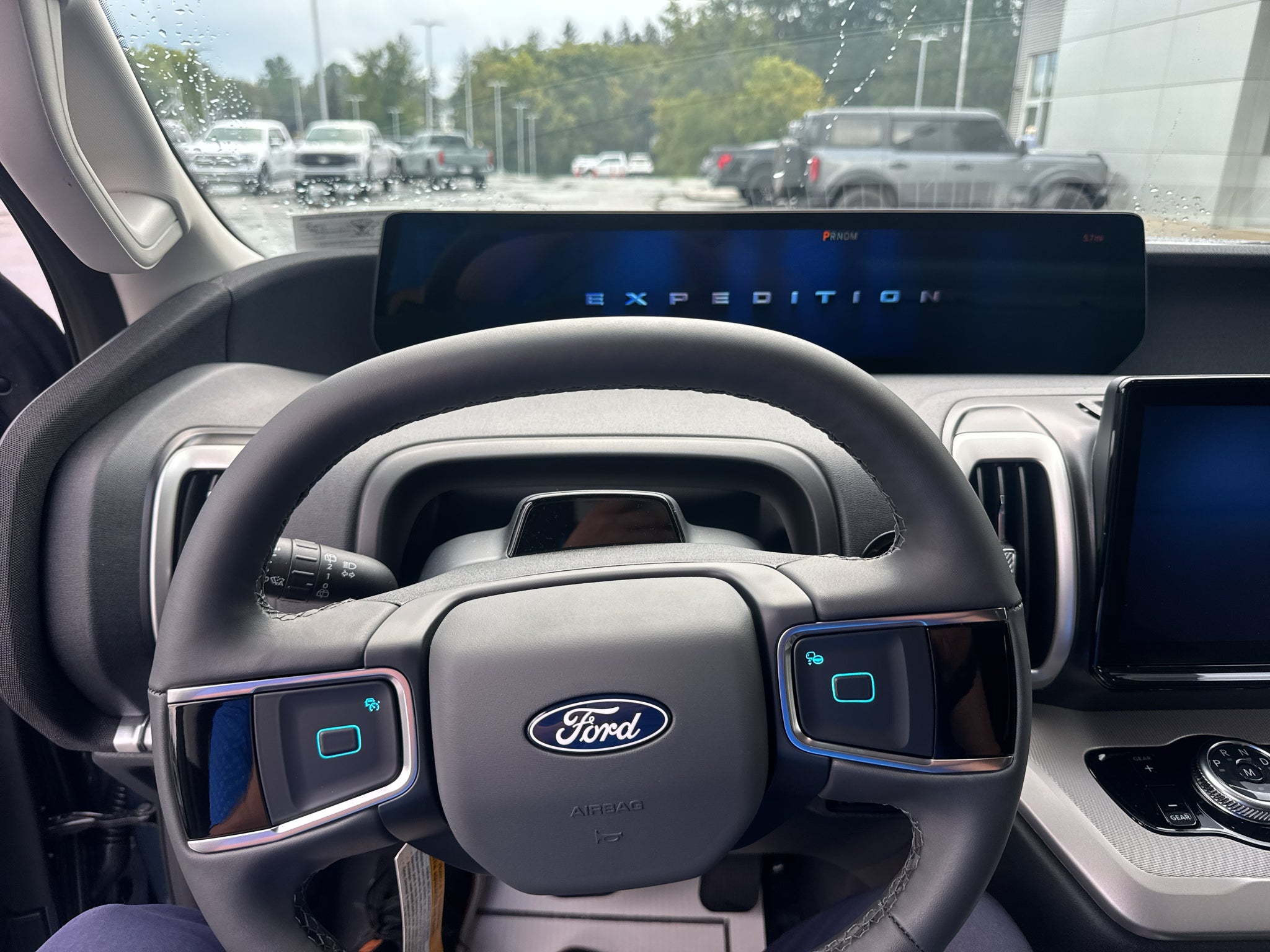 2027 Ford Expedition Active