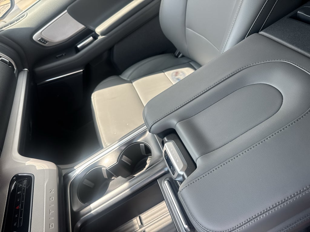 2027 Ford Expedition Active