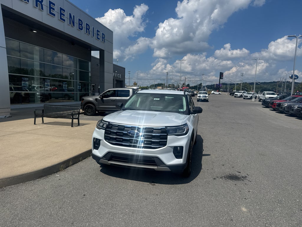 2026 Ford Explorer Active w/200A Pkg