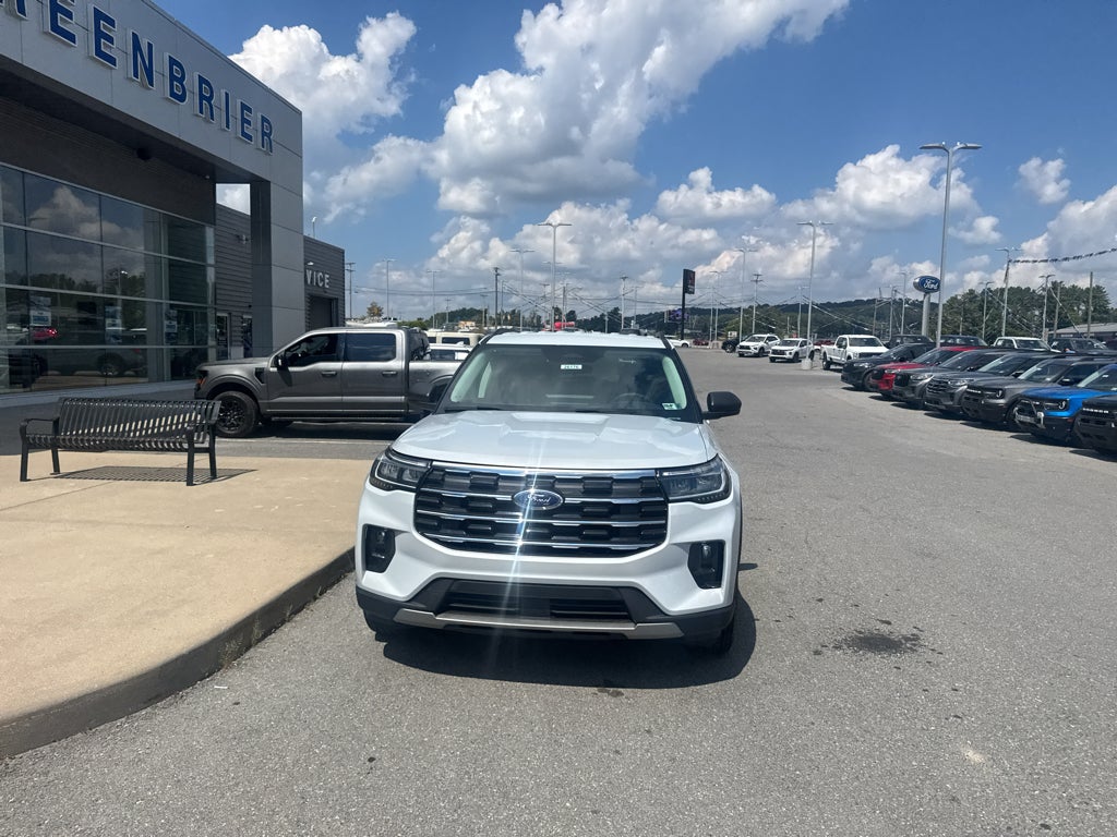 2026 Ford Explorer Active w/200A Pkg