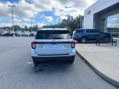 2027 Ford Explorer Active w/200A Pkg