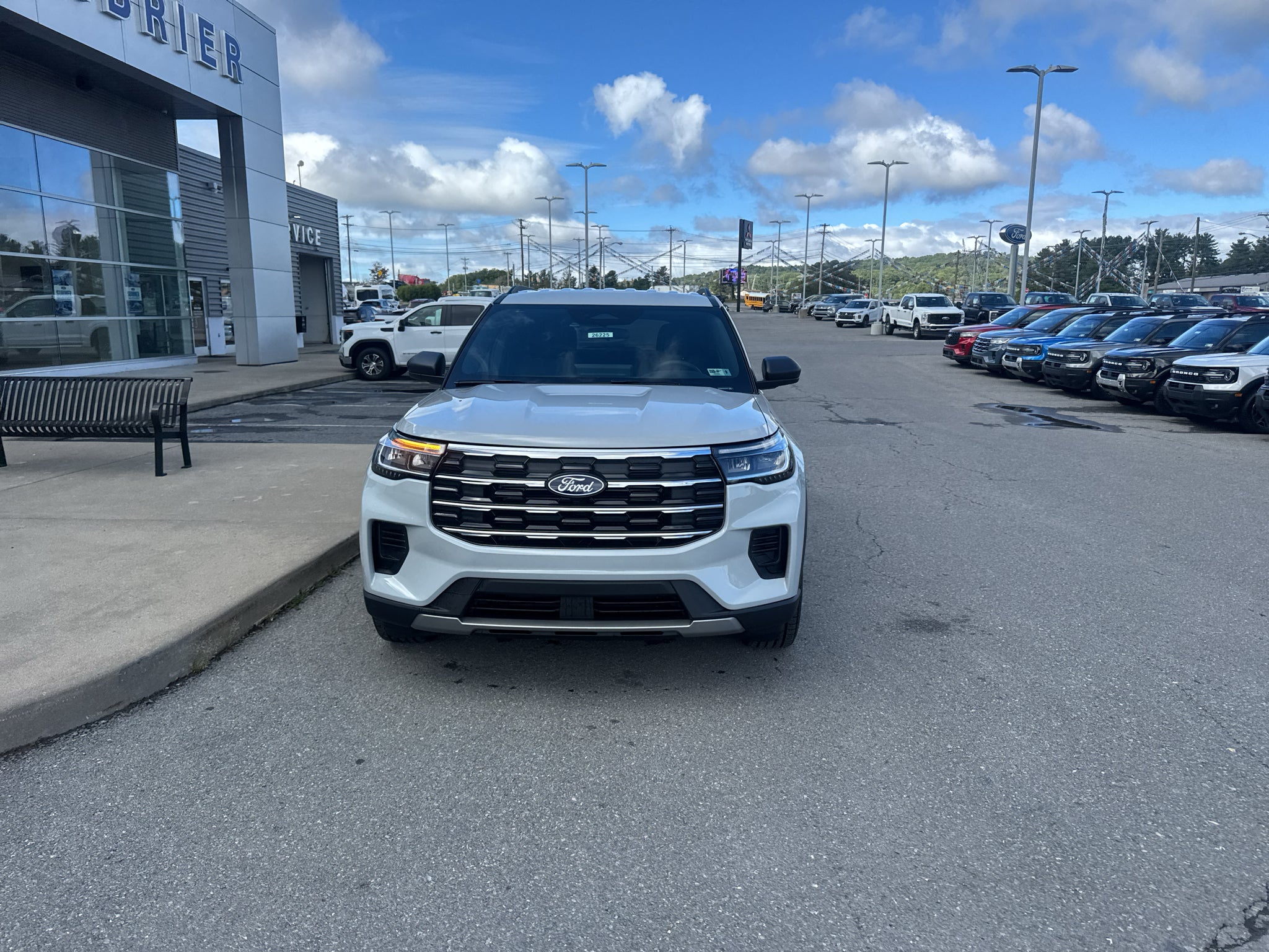 2027 Ford Explorer Active w/200A Pkg