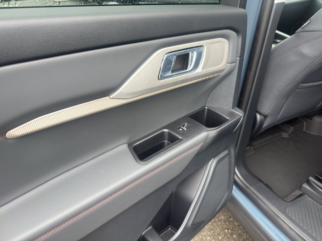 2026 Ford Explorer Active w/100A Pkg