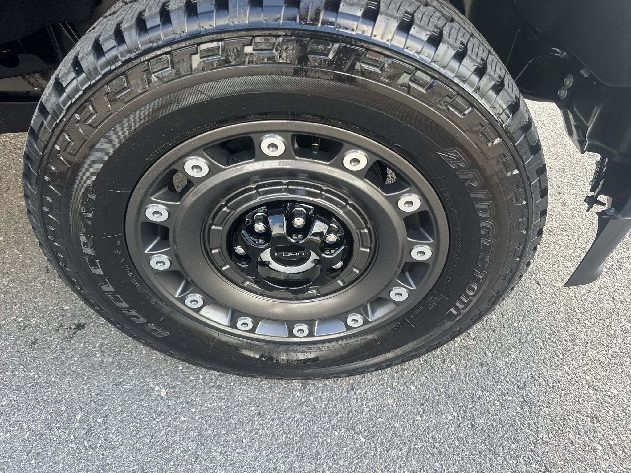 2027 Ford F-350 XLT