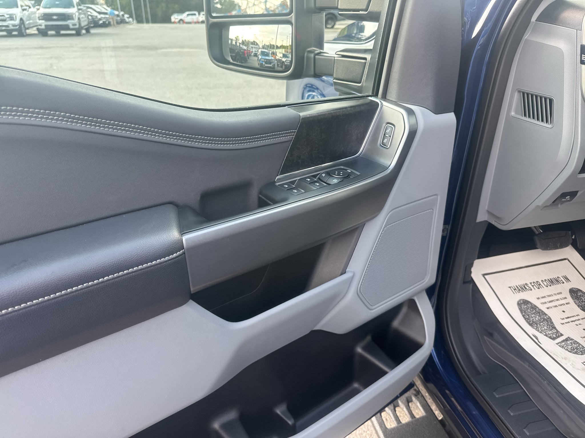 2027 Ford F-350 XLT