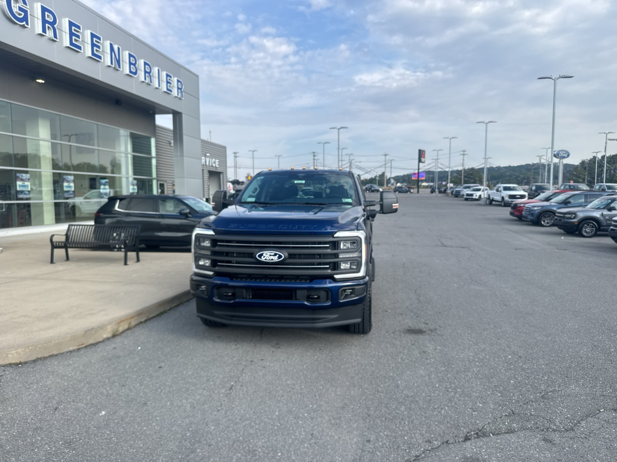 2027 Ford F-350 XLT