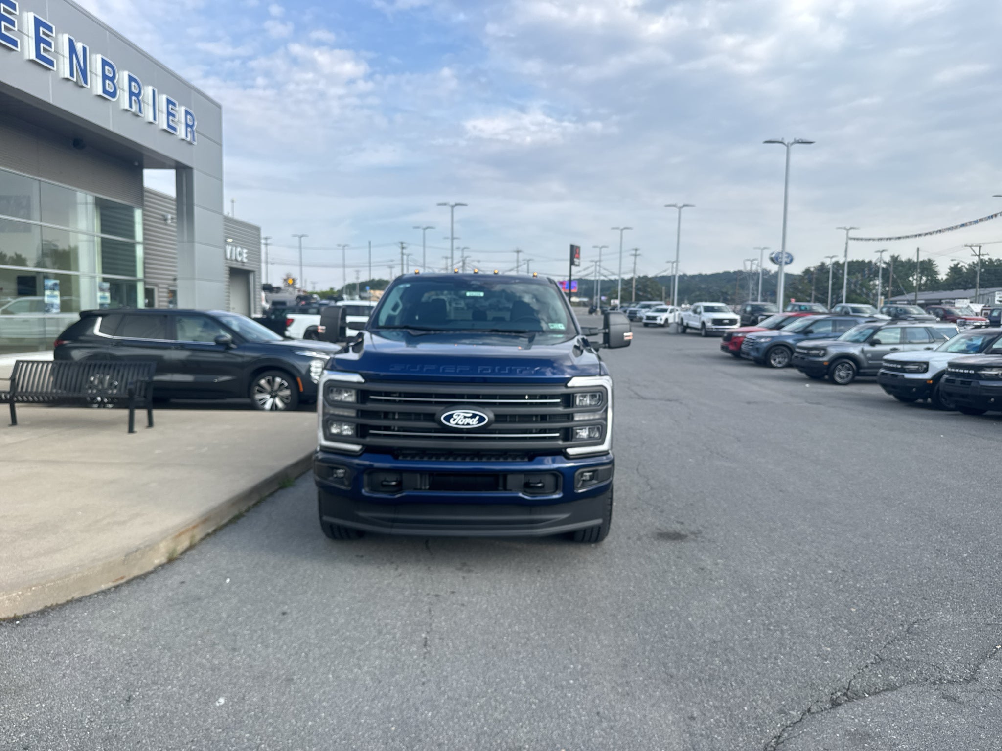 2027 Ford F-350 XLT