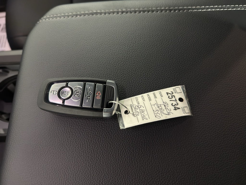 2026 Ford F-350 LARIAT