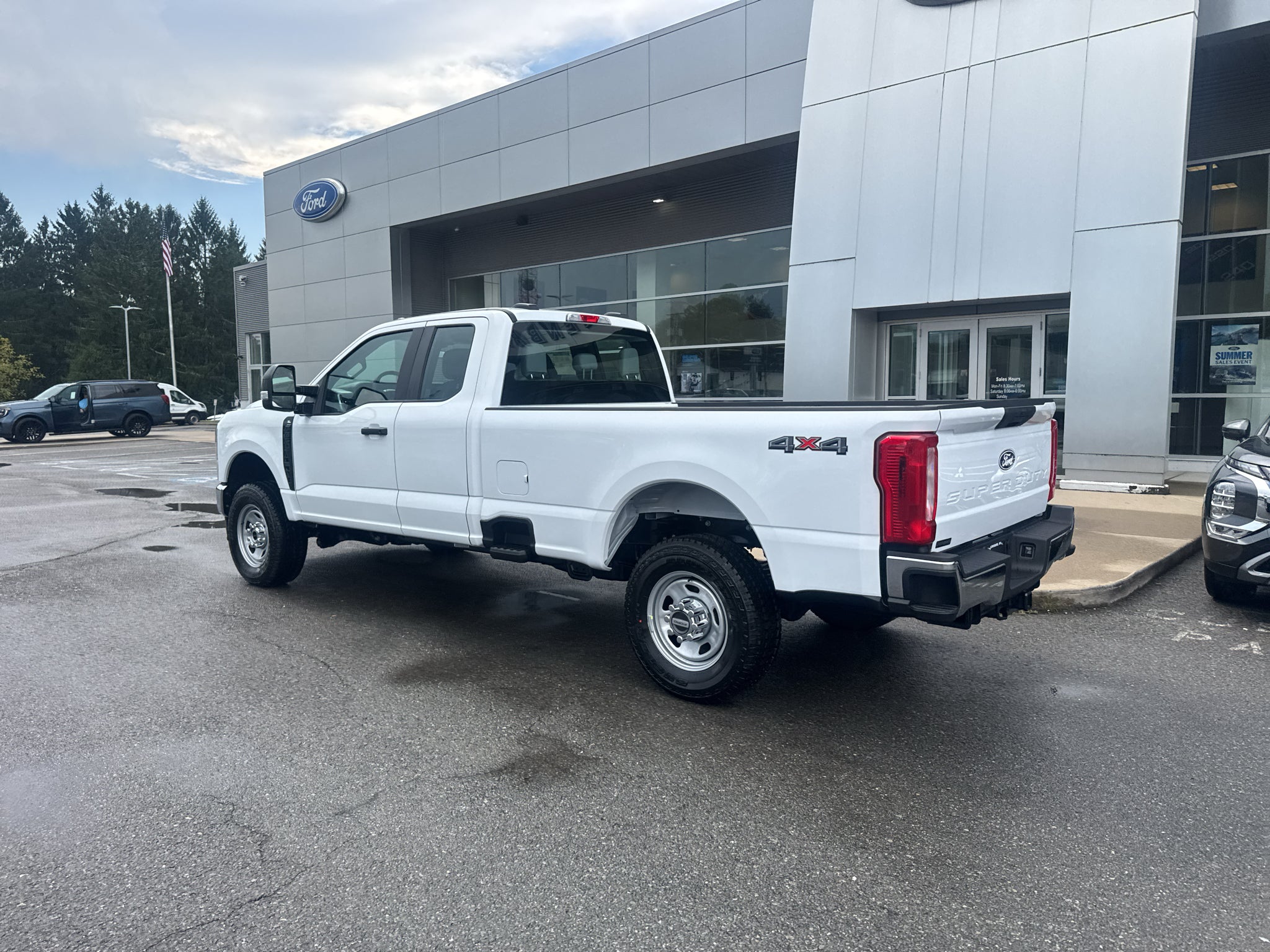 2027 Ford F-350 XL