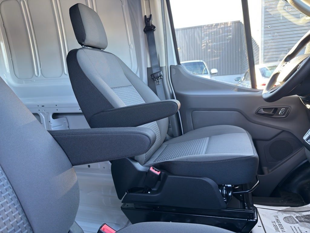 2026 Ford Transit Van Base