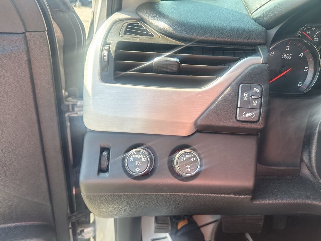 2015 GMC Yukon SLT