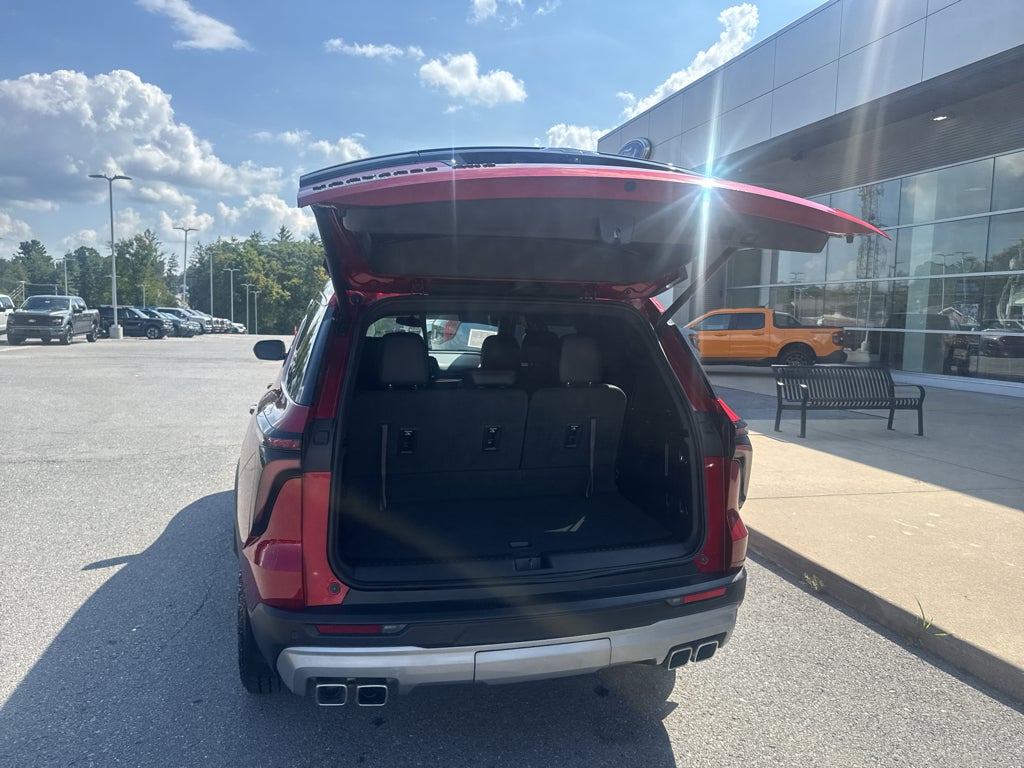 2025 Chevrolet Traverse AWD Z71