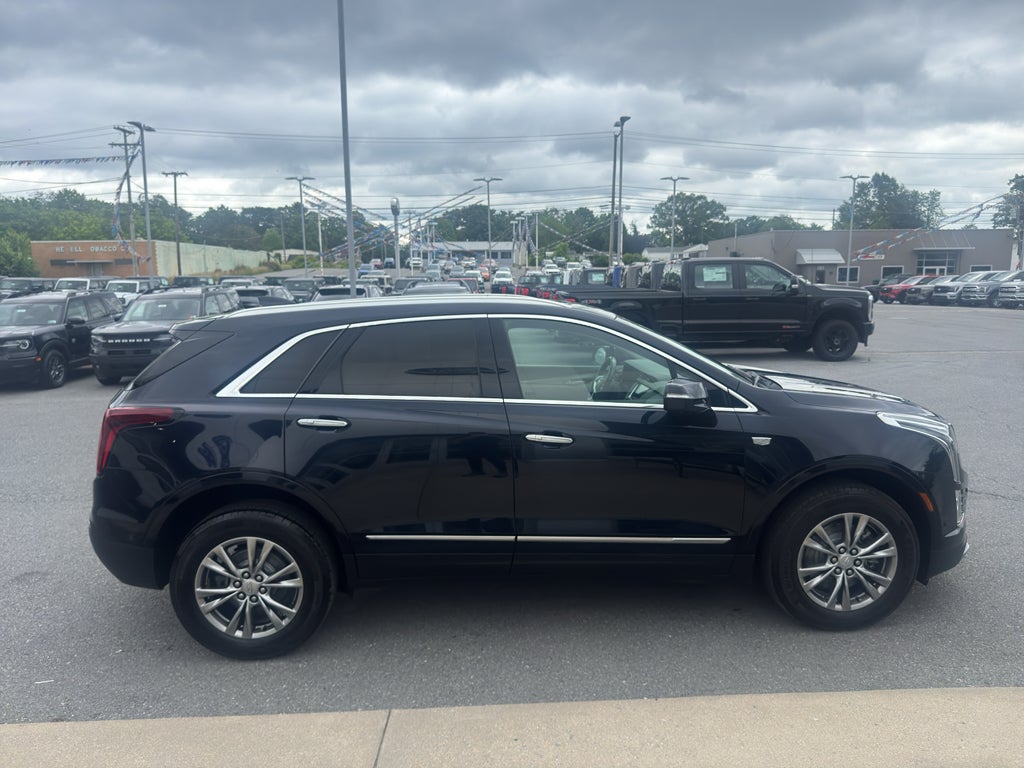 2022 Cadillac XT5 FWD Premium Luxury