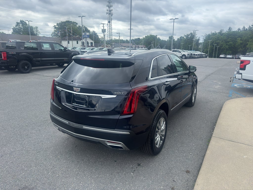 2022 Cadillac XT5 FWD Premium Luxury