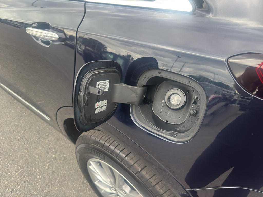 2022 Cadillac XT5 FWD Premium Luxury