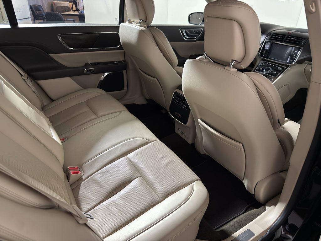 2018 Lincoln Continental Select
