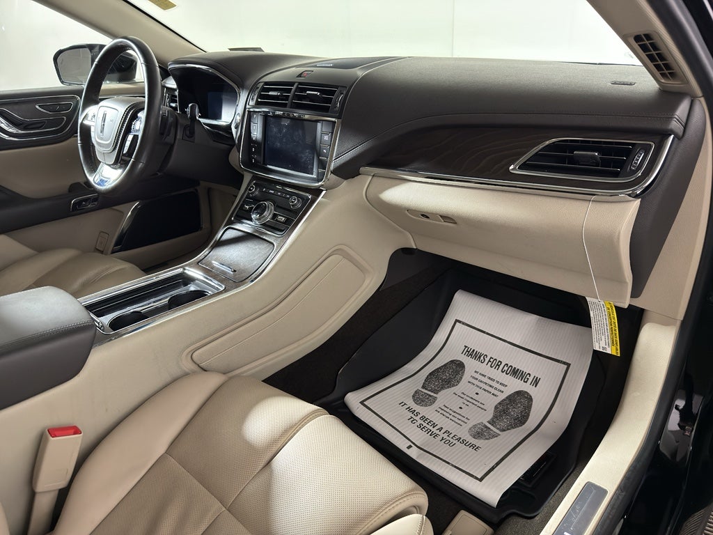 2018 Lincoln Continental Select