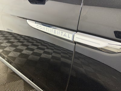 2018 Lincoln Continental Select