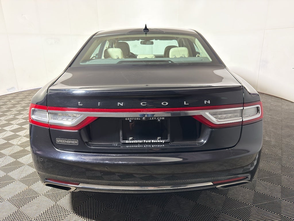 2018 Lincoln Continental Select