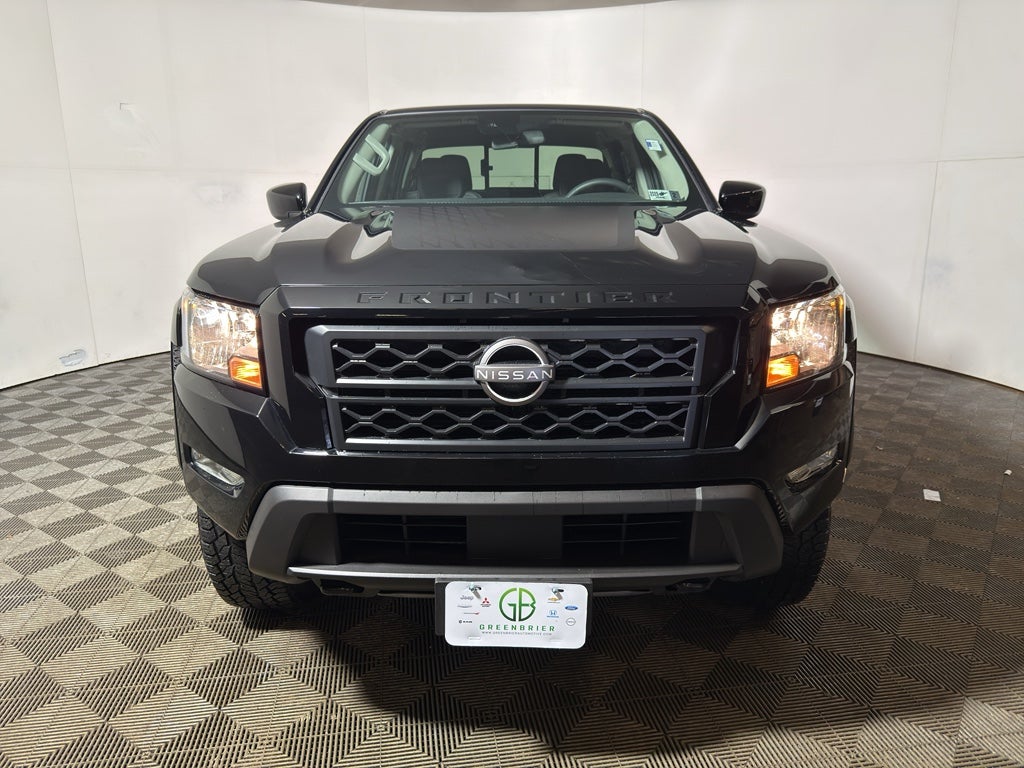 2024 Nissan Frontier SV