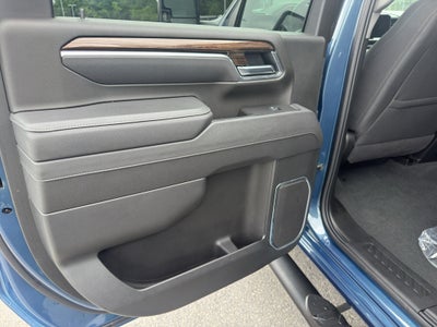 2025 Chevrolet Silverado LT