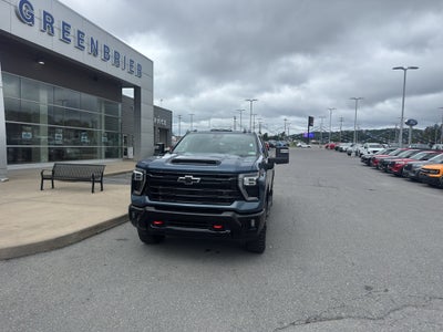 2025 Chevrolet Silverado LT