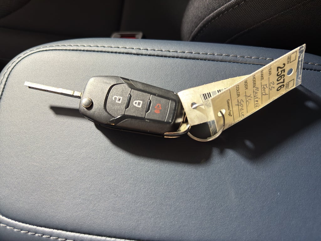 2025 Ford Maverick XL