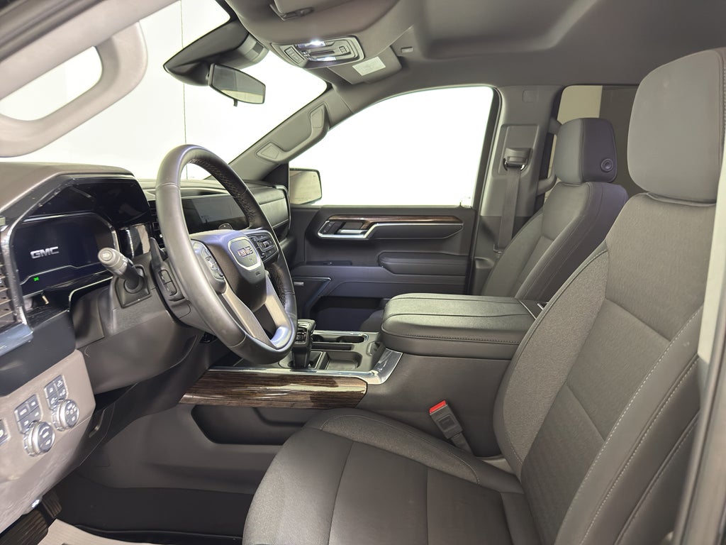 2025 GMC Sierra Elevation