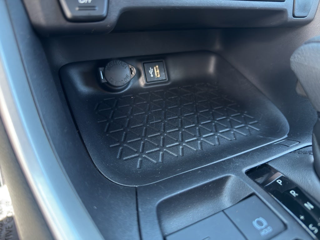 2024 Toyota RAV4 Hybrid Hybrid XLE